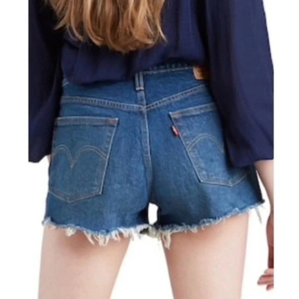 Custom Levi’s 501 cut off Jean shorts Size 26 Dark Wash